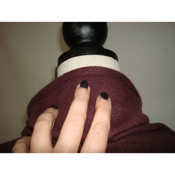 NWT New 100% Cashmere Scarf Wrap Ryllace Womens Dark Red Maroon Brick 100 X 28 - Picture 9 of 14